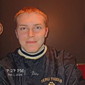 Meet your Posher, Levi